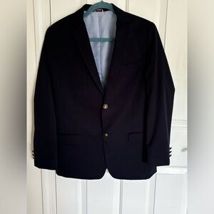 Tommy Hilfiger boy’s navy blazer / jacket. Size 18 2 gold buttons & 3 on sleeves